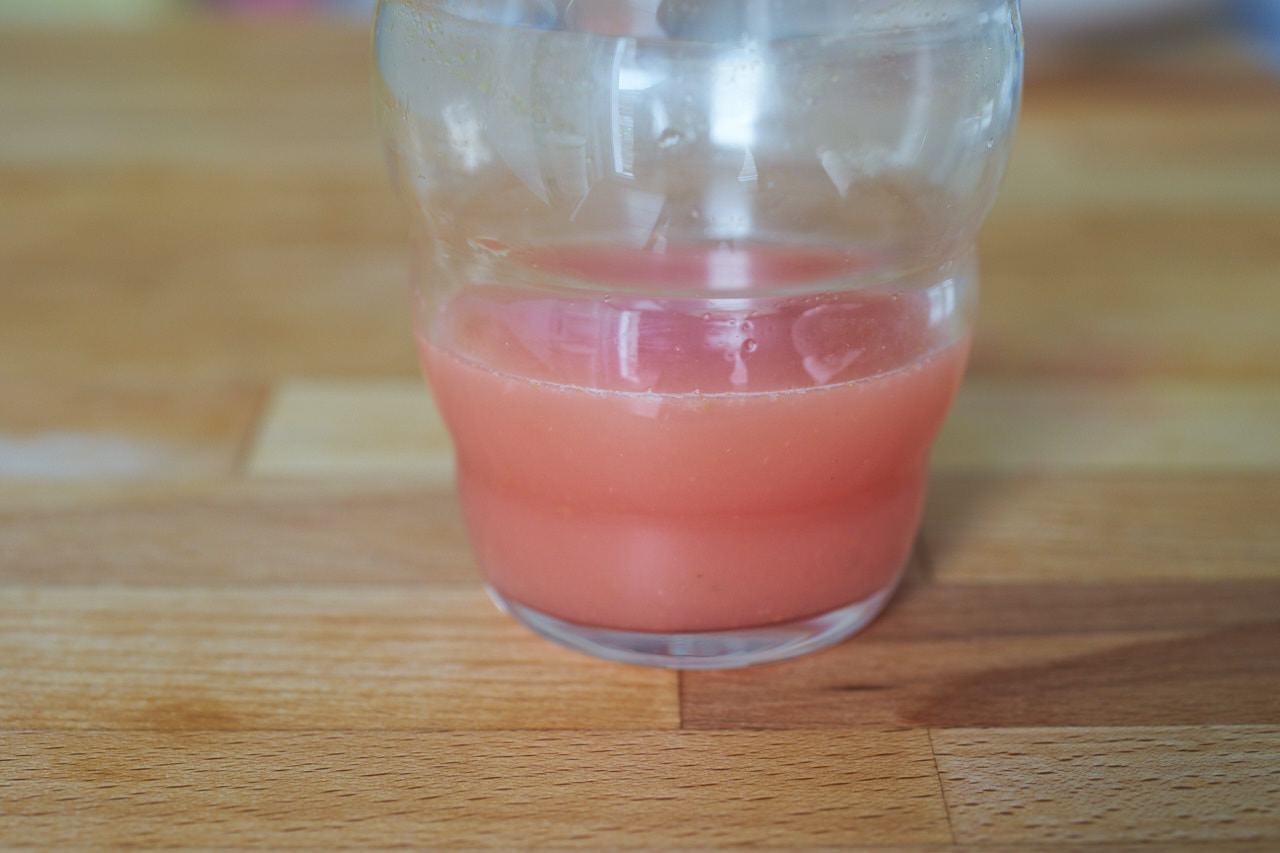 Grapefruitsaft aus dem Slow Juicer