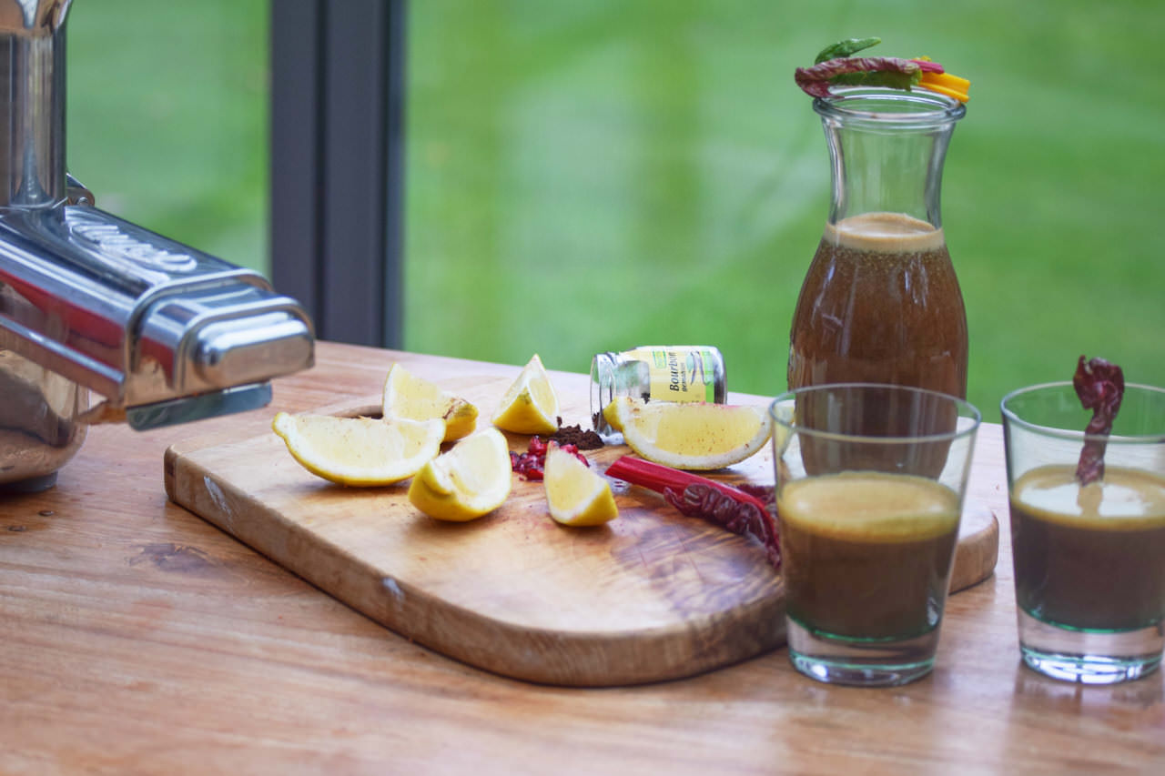 Granatapfel Mangold Saft mit Vaniellearoma